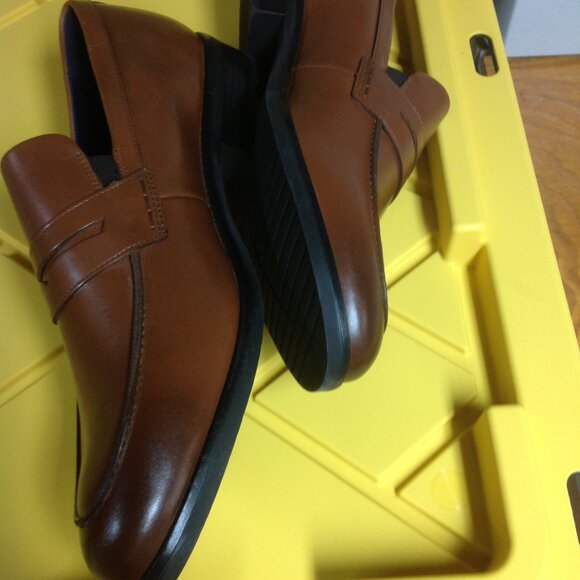Cole Haan Men\'s Grand+ DRS British Tan Leather Penny Loafers 12M - New in Box